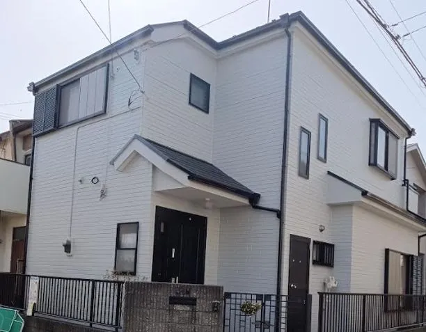 重厚感のあるシックな外観へ|外壁塗装(ND-400)