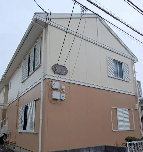 色褪せたアパートの外壁|外壁塗装